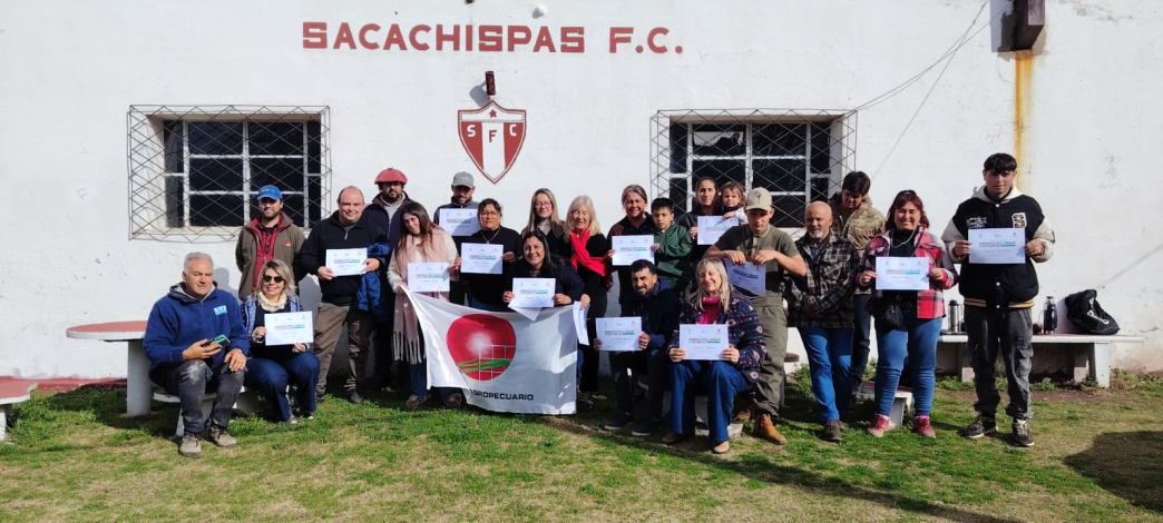 Capacitación agropecuaria en Sacachispas Soriano