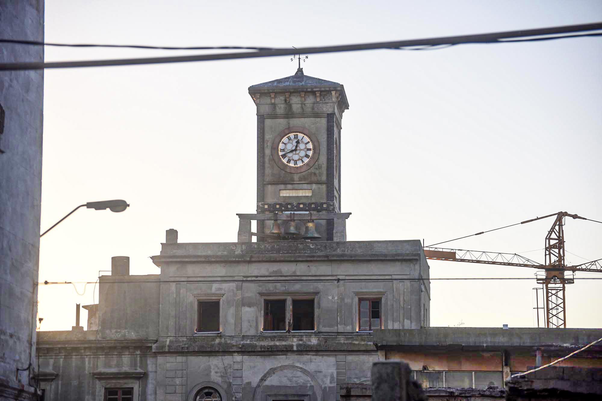 Torre del reloj en el Parque Mauá