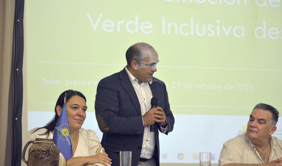Representante de ONUDI para el Cono Sur, Manuel Albaladejo Representante de ONUDI para el Cono Sur, Manuel Albaladejo, junto a Sánchez y Vidalín
