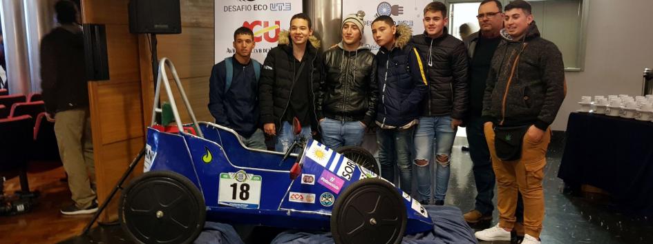 Prototipo de automóvil eléctrico Prototipo de automóvil eléctrico