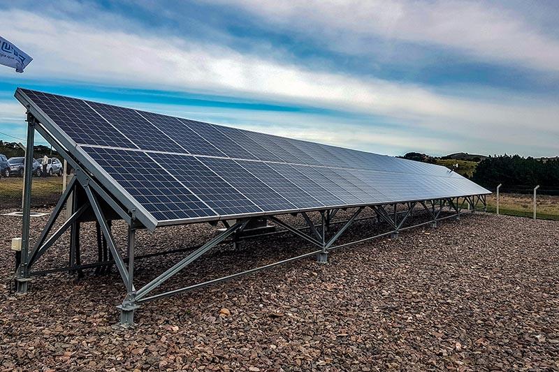 Paneles solares de la planta Hikari Paneles solares de la planta Hikari