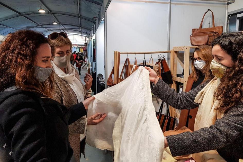Autoridades del MIEM en el Pabellón Uruguay Produce Autoridades del MIEM en el Pabellón Uruguay Produce
