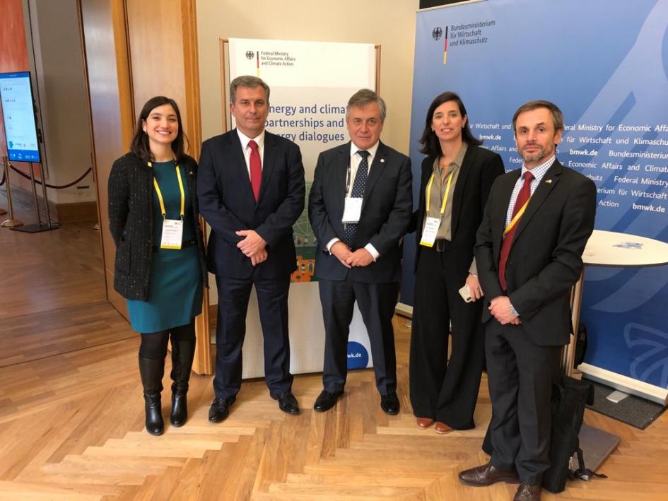 Ministro Omar Paganini, Alejandro Stipanicic, María José González, Paola Benelli y Marcelo Bachechi