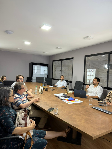 Reunión del Núcleo Productivo Minero en Artigas