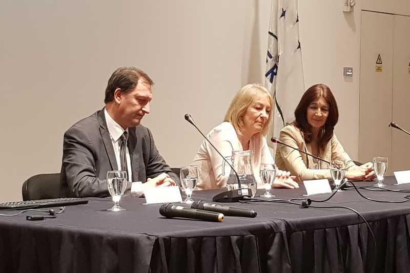 Autoridades de MIEM, MEC y Ministerio de Turismo Autoridades de MIEM, MEC y Ministerio de Turismo