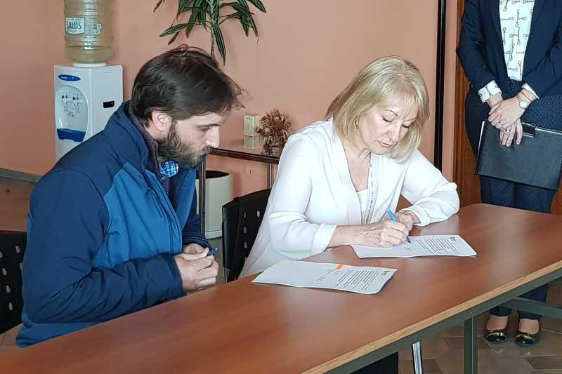 Firma convenio Unidad Cooperaria N° 1 - Cololó Firma convenio Unidad Cooperaria N° 1 - Cololó