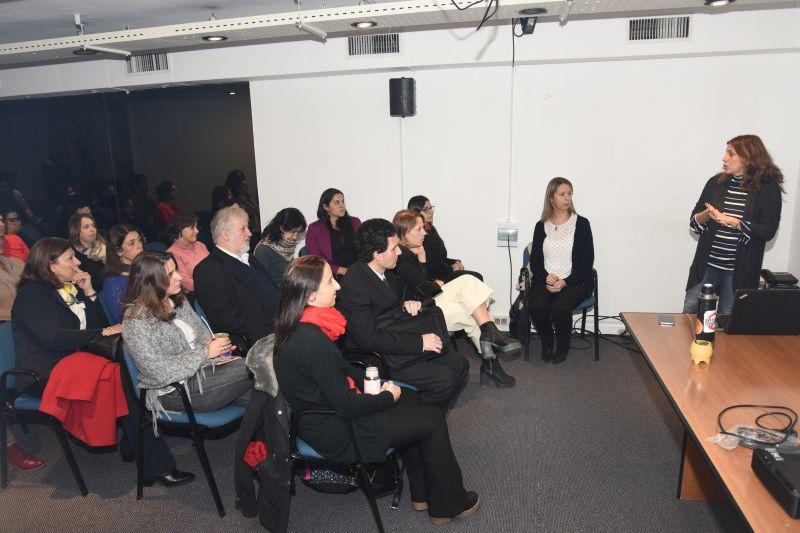 Presentación del Modelo de Calidad con Equidad de Género en edificio de Sarandí