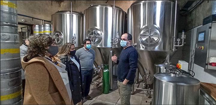 Recorrida por la planta de la cervecería Bimba Brüder Recorrida por la planta de la cervecería Bimba Brüder
