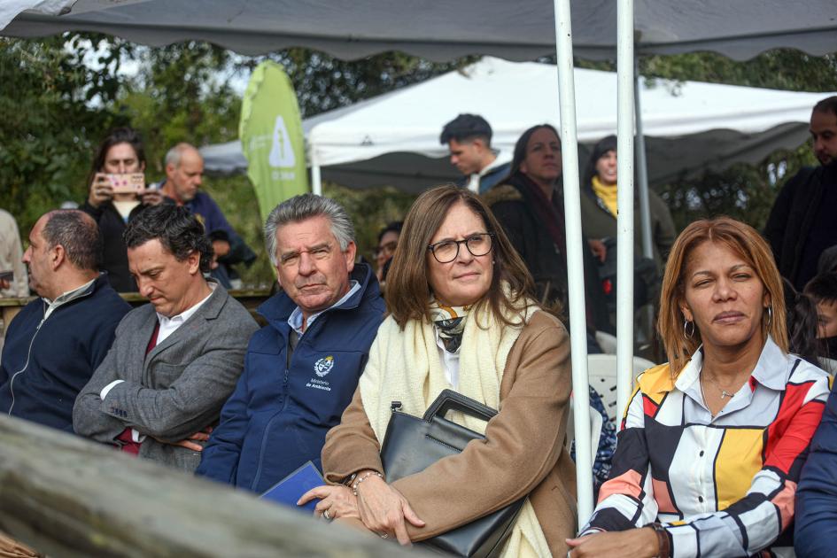 La ministra Elisa Facio y el subsecretario de Ambiente, Gerardo Amarilla Ministra Facio, sentada entre el público; a su lado, subsecretario de Ambiente