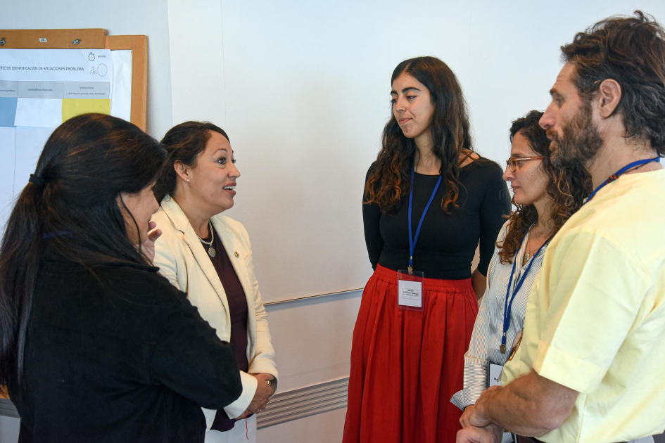 La ministra y la directora de Energía dialogan con representantes de Fundación Bariloche