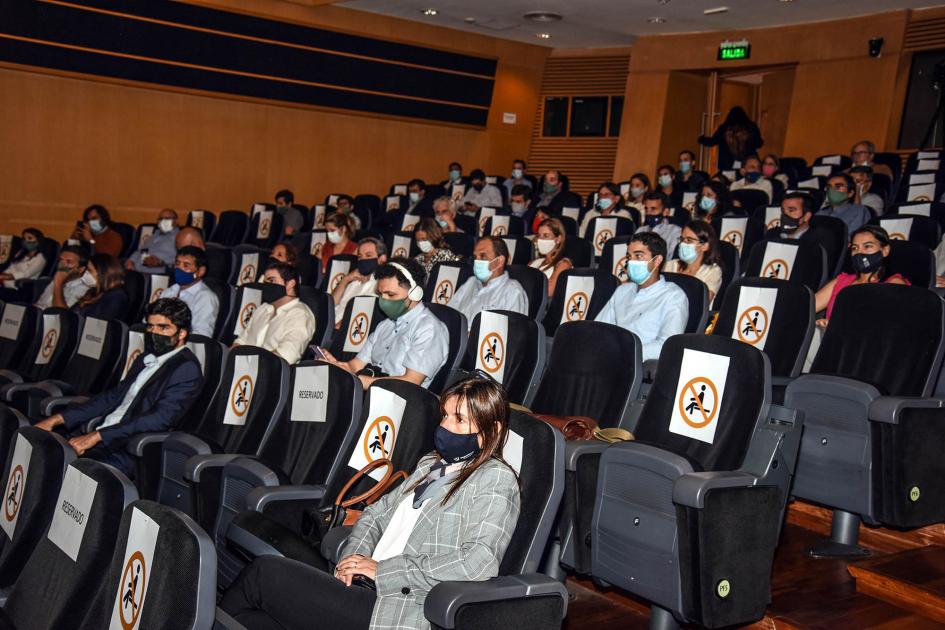 Público Público del evento en el auditorio Benedetti de la Torre de las Telecomunicaciones