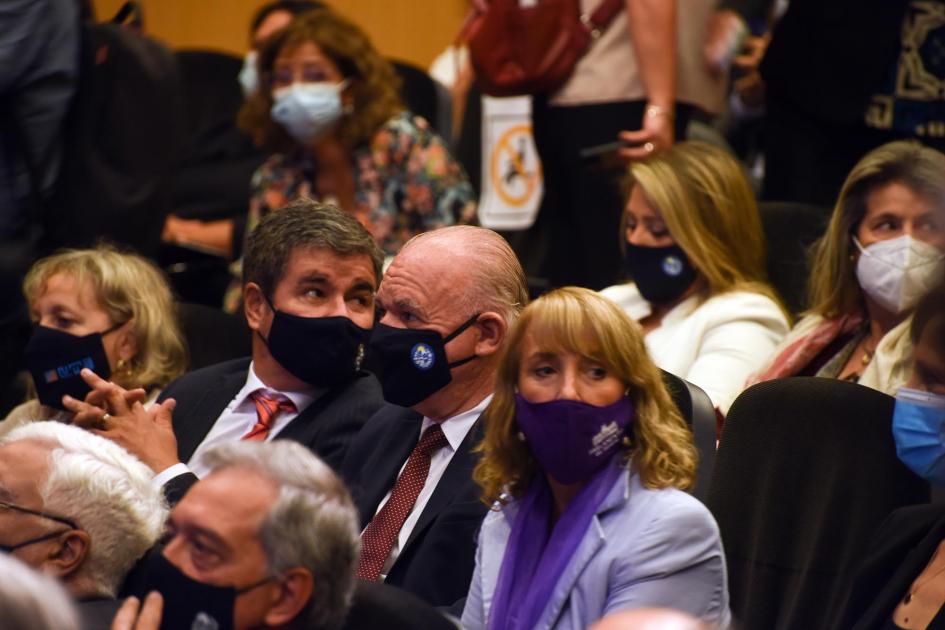Autoridades del MIEM Autoridades del MIEM participaron del evento; se las ve ubicadas en el público