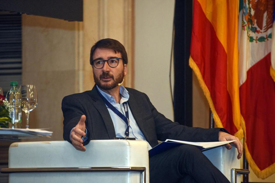 Director nacional de Industrias, Adrián Míguez. Director nacional de Industrias, Adrián Míguez.