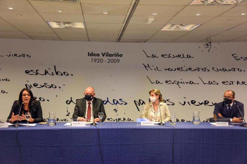 Carmen Sánchez, presidenta de ANDE, en la mesa de autoridades del Premio Uruguay Circular 2020