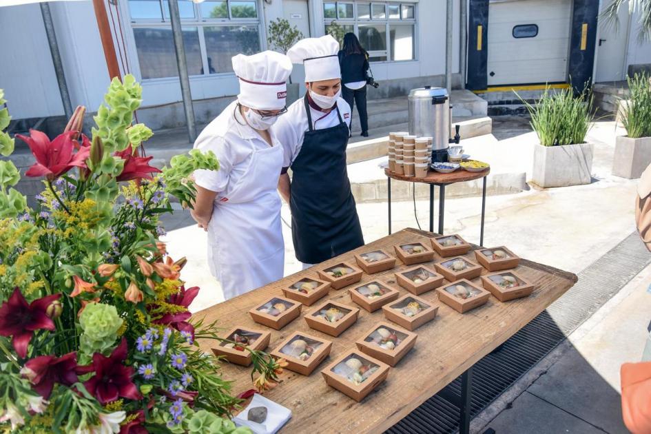 Productos de Delibest en la inauguración de su nueva planta