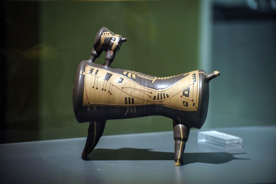 Artesanía premiada Artesanía de madera que tiene algo animal