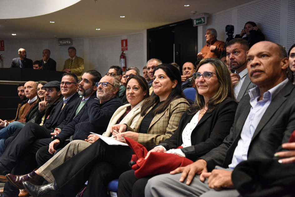 10 años de los Certificados de Eficiencia Energética Público sentado en primera fila