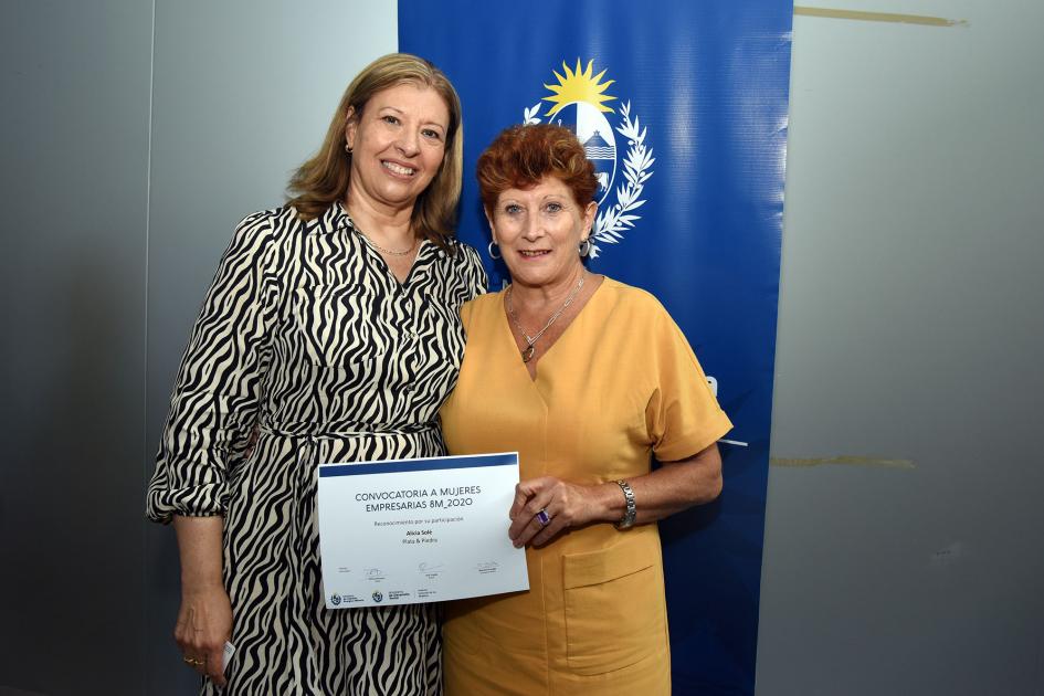 Alicia Solé de Plata & Piedra junto a Patricia Romero