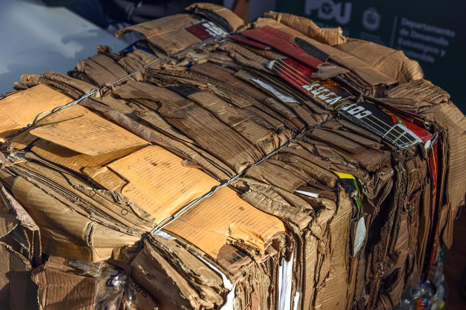 Más de 100 instituciones presentan sus propuestas sostenibles Paquete reciclado