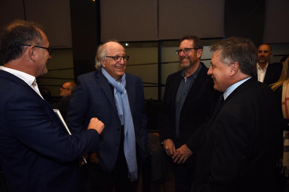 El diálogo fue el centro del evento realizado en CPA Ferrere Paganini dialoga con otros tres hombres