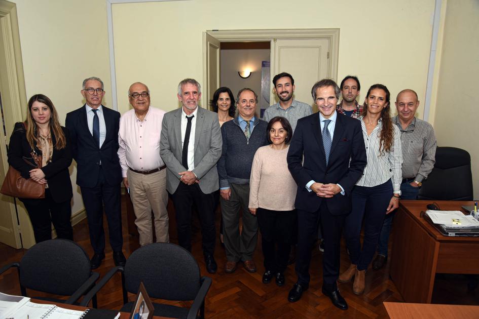Visita a la ARNR Foto grupal ARNR