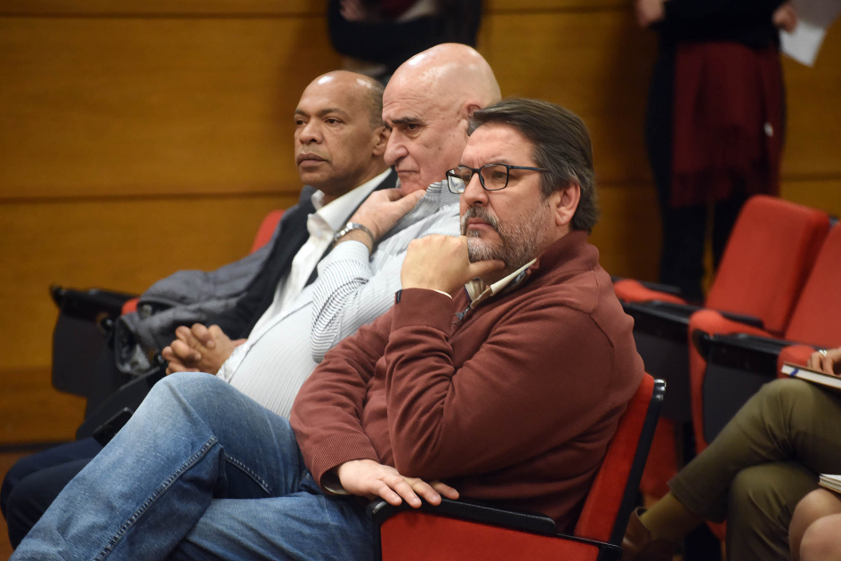 Intendente Guillermo Levratto; vicepresidente de UTE, Roberto Bentancor, y director José L. Pereira Autoridades, en primera fila