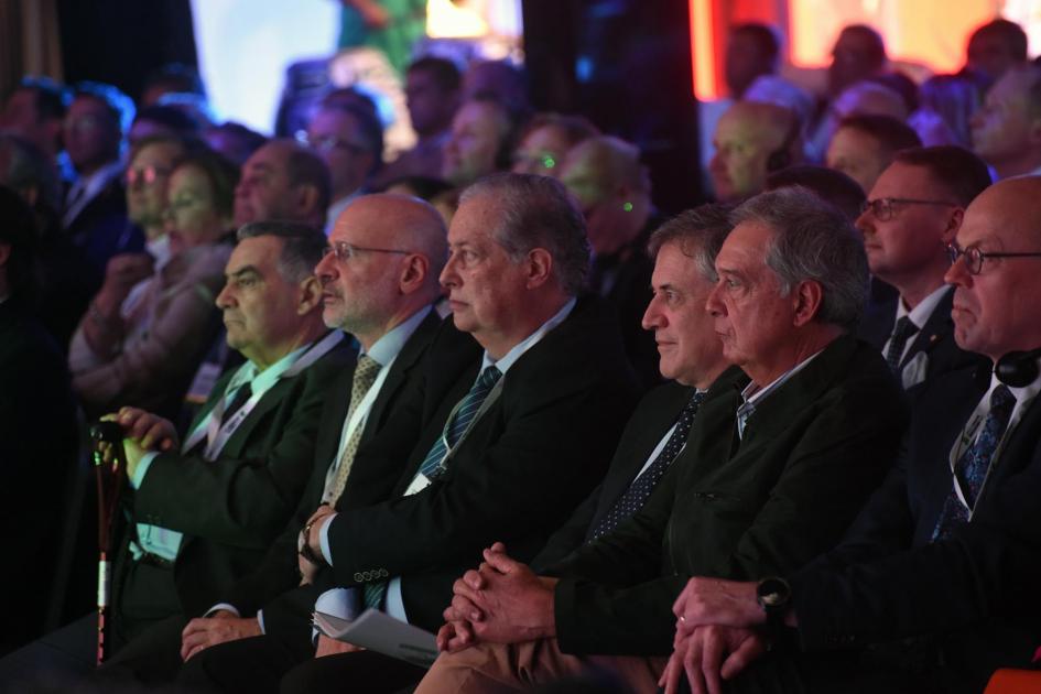Ministro del Industria, Energía y Minería, Omar Paganini Ministro del Industria, Energía y Minería, Omar Paganini