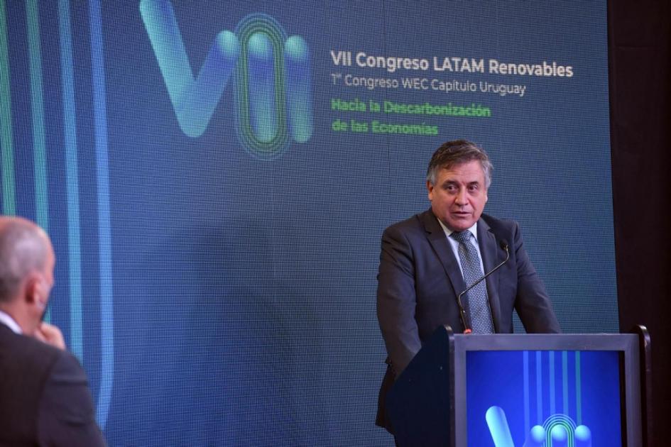 Ministro Omar Paganini en Congreso LATAM Renovables. Ministro Omar Paganini en Congreso LATAM Renovables