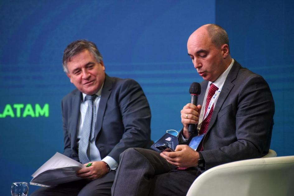 Ministro Omar Paganini en Congreso LATAM Renovables. Ministro Omar Paganini en Congreso LATAM Renovables.