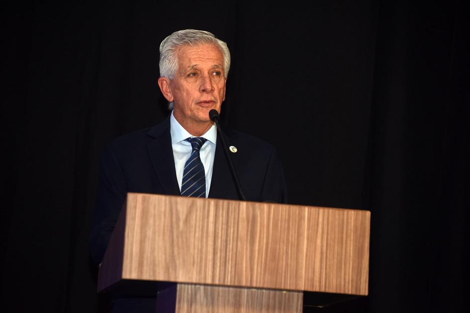 Apertura a cargo del presidente de la Confederación de Cámaras Empresariales, Diego O’Neill. Apertura a cargo del presidente de la Confederación de Cámaras Empresariales, Diego O’Neill.