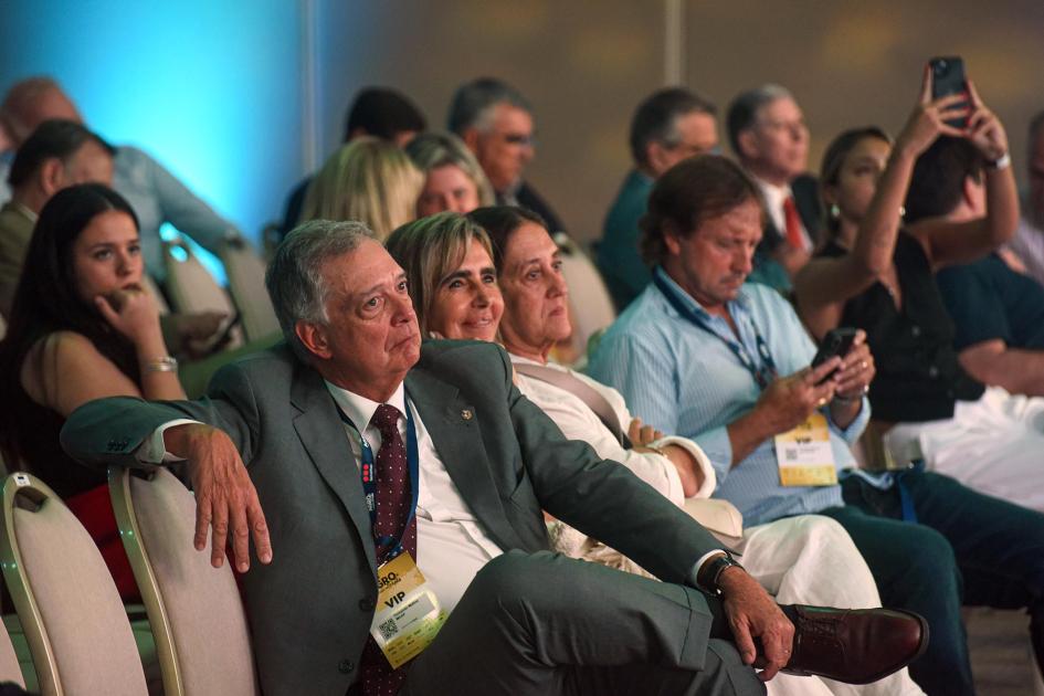 El ministro de Ganadería, Agricultura y Pesca, Fernando Mattos, participó del evento Ministro Mattos, sentado en el público