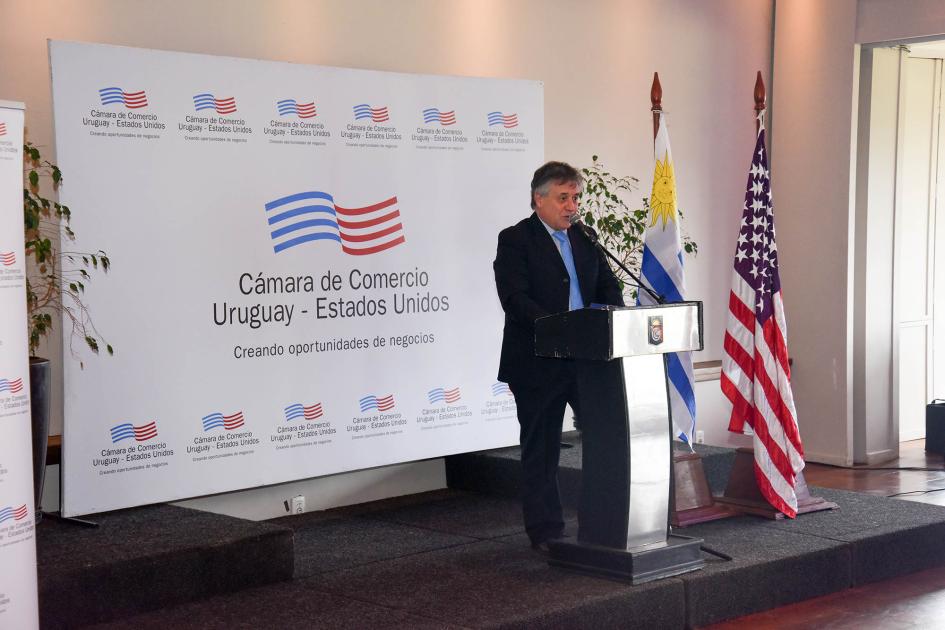 Ministro Omar Paganini Ministro Omar Paganini