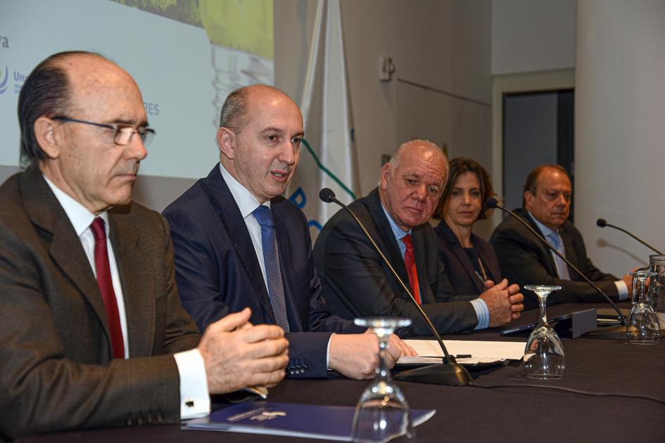 Embajador de la Unión Europea en Uruguay, Paolo Berizzi Mesa de autoridades