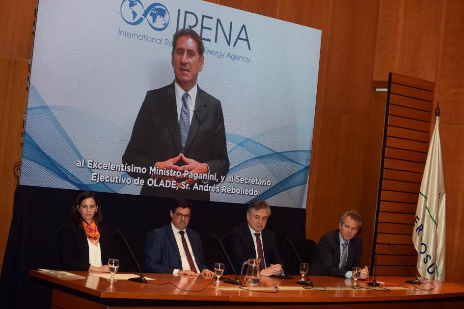 Director general de IRENA, Francesco La Camera. Director general de IRENA, Francesco La Camera.