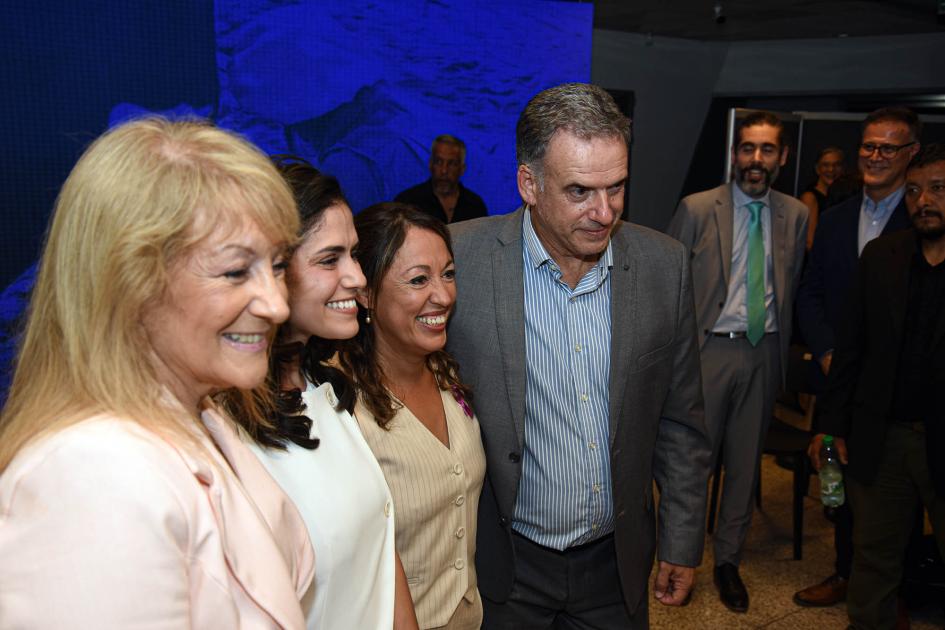 En el evento participaron autoridades ministeriales y presidenciales Autoridades, de pie