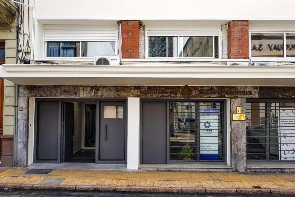 Fachada de MIEM-DNPI Fachada Rincón 723
