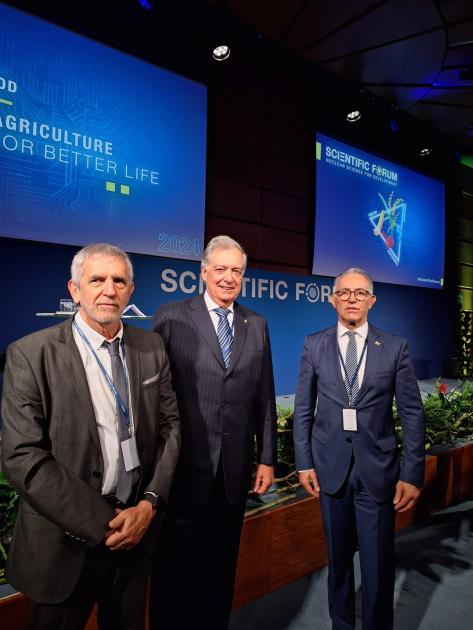 Delegación de Uruguay en Foro Científico Embajador de Uruguay en Viena, Director de la ARNR y Ministro de Ganadería, Agricultura y Pesca URU