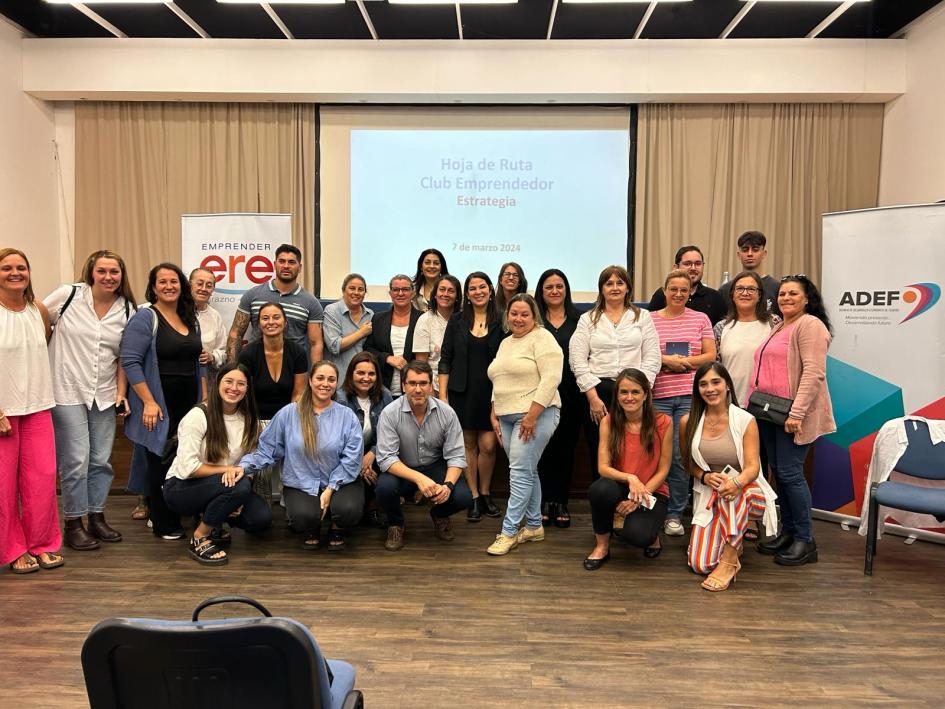Instituciones y emprendedores presentes en el taller Participantes del taller