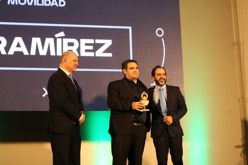 Foto del Premio Nacional de Eficiencia Energética Grupo de personas