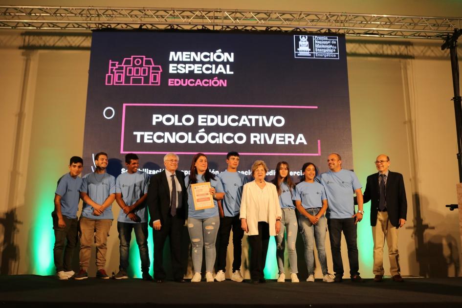 Foto del Premio Nacional de Eficiencia Energética Grupo de personas