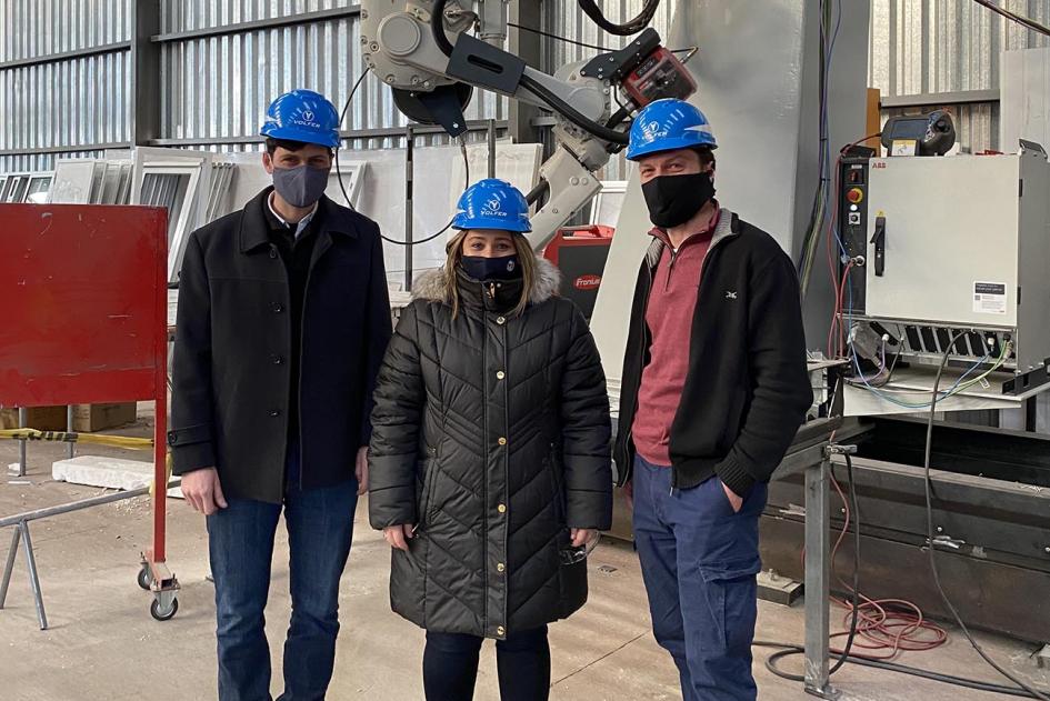 Visita de autoridades del MIEM a Volfer Visita de autoridades del MIEM a Volfer