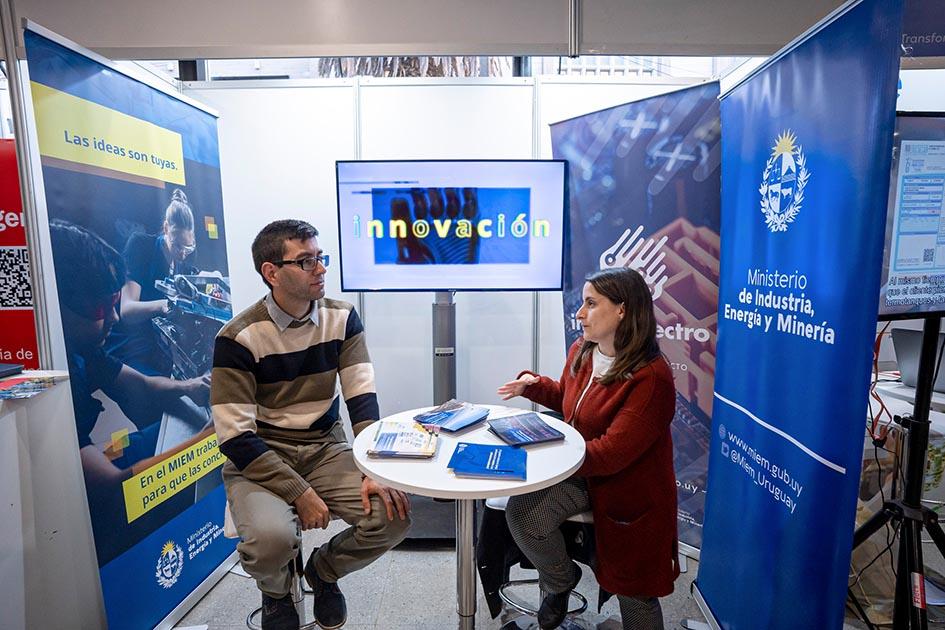 Ingeniería deMuestra Stand Ingeniería deMuestra
