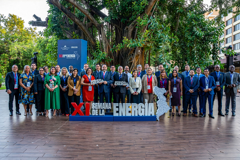 Foto grupal, Junta de Expertos. 