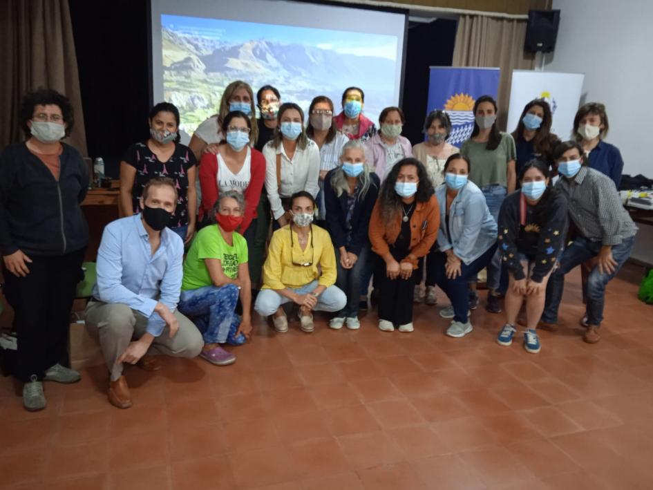 Participantes de los talleres Los participantes posan para la foto