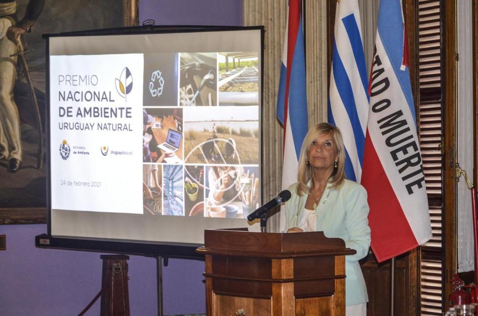 Vicepresidenta de la República, Beatriz Argimón, en el lanzamiento del Premio Nacional de Ambiente 