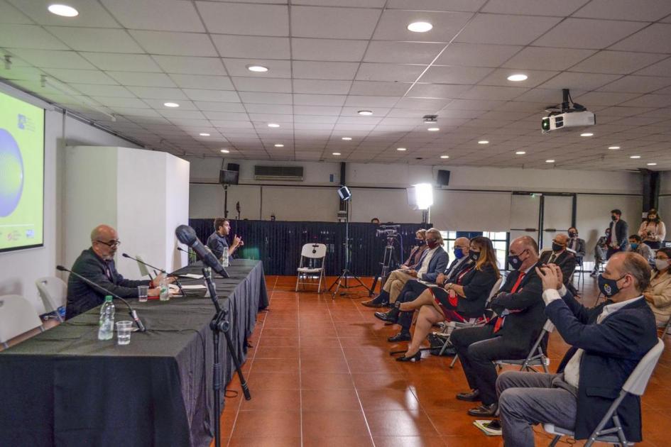 Evento "Diseñando un ambiente sostenible para el futuro. La experiencia italiana e internacional en la construcción en madera"