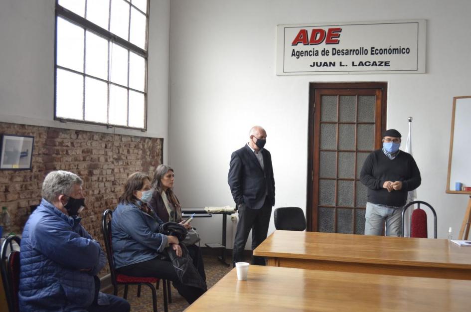 Reunión del subsecretario Walter Verri y equipo del MIEM en el Parque Industrial de Juan Lacaze