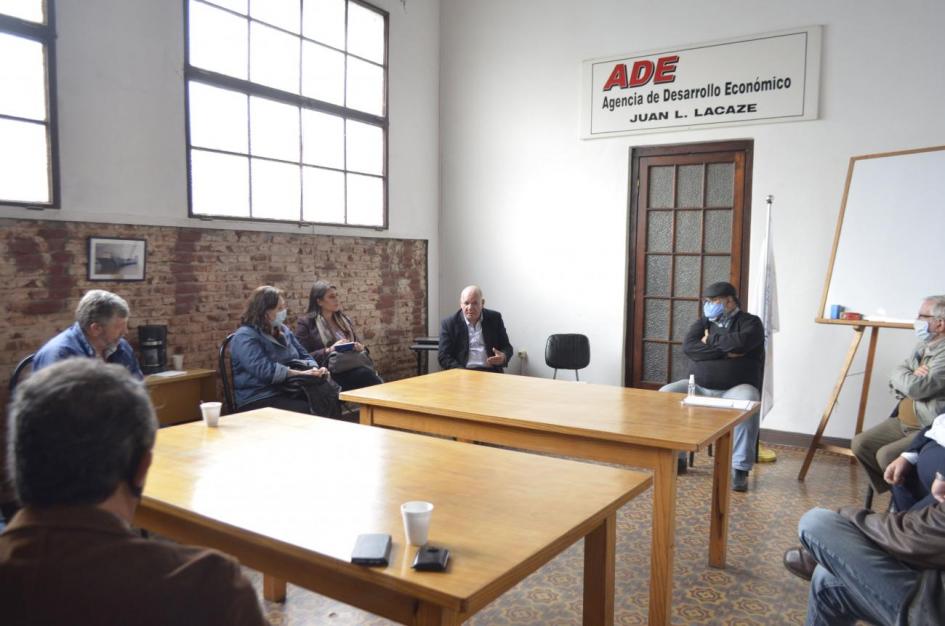 Reunión del subsecretario Walter Verri y equipo del MIEM en el Parque Industrial de Juan Lacaze