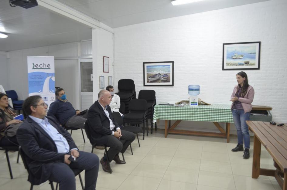 Subsecretario Walter Verri dialogó con integrantes de Colaveco y ALCICO en Nueva Helvecia Subsecretario Walter Verri dialogó con integrantes de Colaveco y ALCICO en Nueva Helvecia