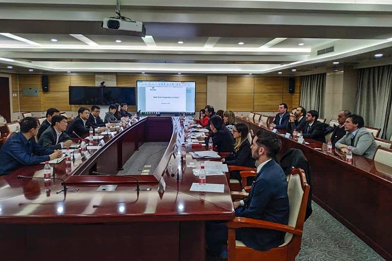 Audiencia con autoridades de Beijing City Electric Power Company